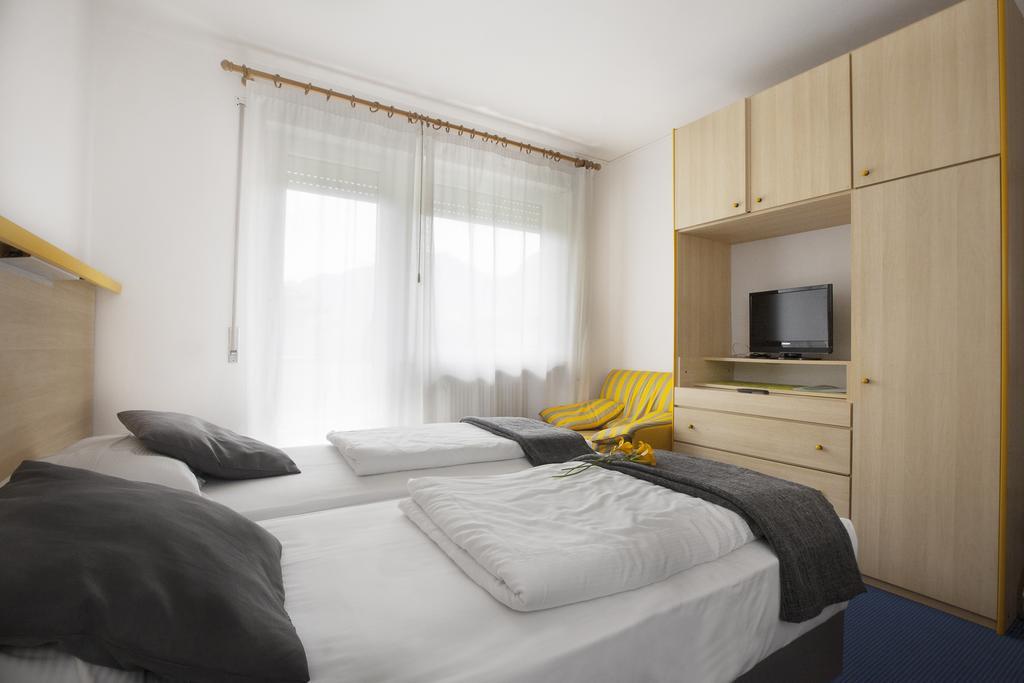 Park Hotel Eden Torbole Sul Garda Exterior photo